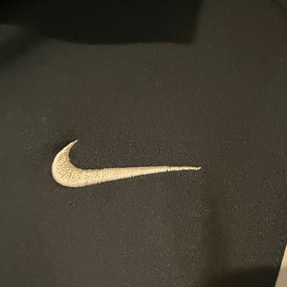 Nike Deep Navy Blue and Gray Jacket with Logo - Picture 3 of 6